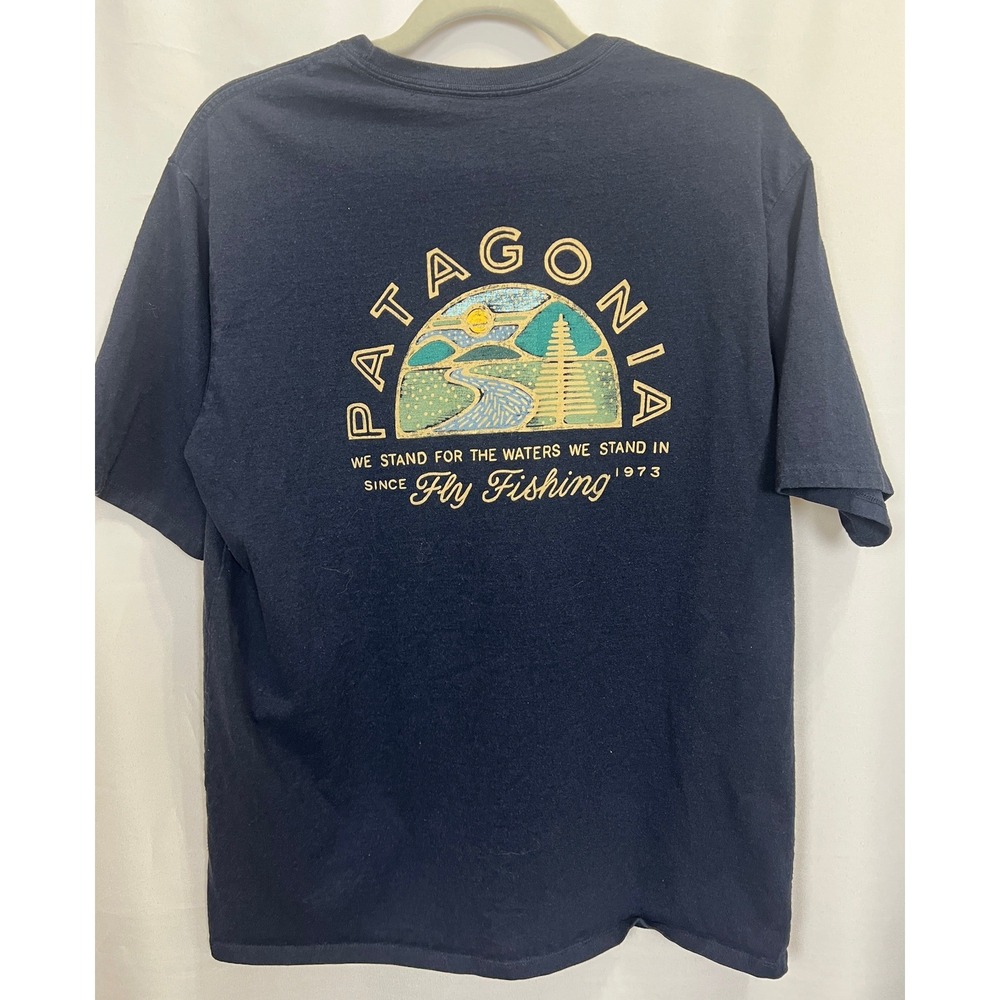 Patagonia Mens Responsibili-Tee Fly Fishing Graphic T-Shirt Navy Blue Medium